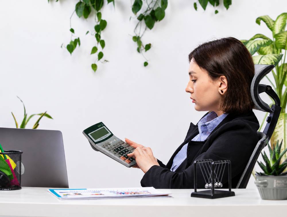 ZFour HRMS integration changing payroll through automated employee data and salary processing workflows